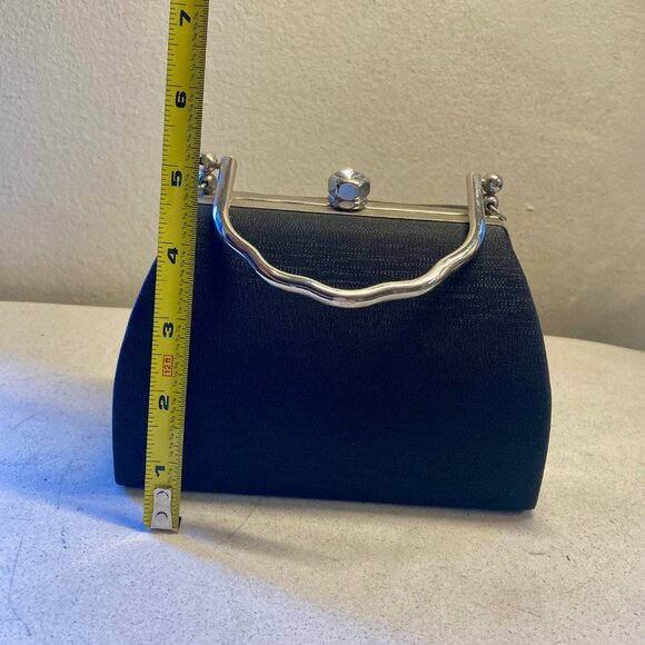 Black Chic Hard Shell Clutch Evening Bag - Picture 11 of 12